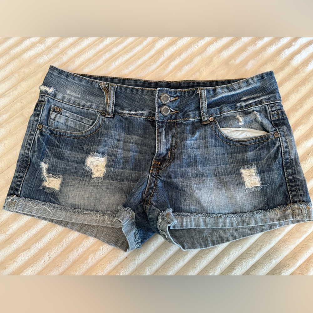 Maurice’s shorts size 11/12